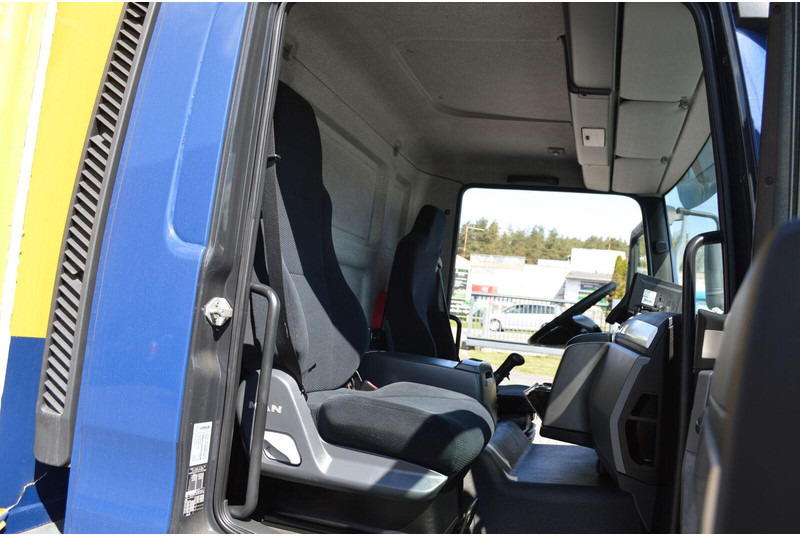 Camión caja cerrada MAN TGL 12.250 CONTAINER+LIFT 1500 kg: foto 14