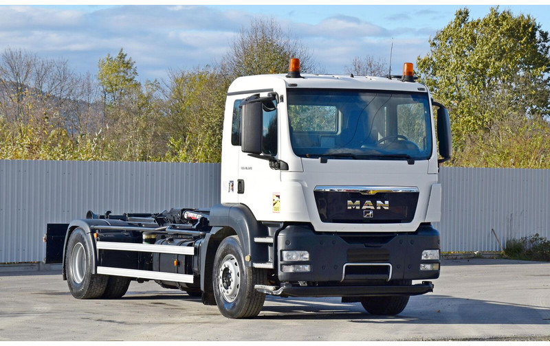 MAN TGS 18.320 Abrollkipper * Top Zustand! - Camión multibasculante: foto 2 MAN TGS 18.320 Abrollkipper * Top Zustand! - Camión multibasculante: foto 2