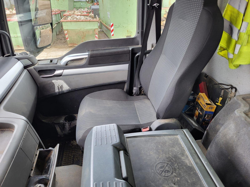 MAN TGS 26.440 6 X4 Gergen TAK 25 TD - Camión portacontenedor de cadenas: foto 5 MAN TGS 26.440 6 X4 Gergen TAK 25 TD - Camión portacontenedor de cadenas: foto 5