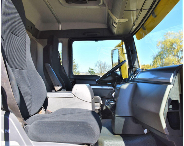 Leasing de MAN TGS 28.440 Pritsche 5,60* HMF 3000 K5 + FUNK ! MAN TGS 28.440 Pritsche 5,60* HMF 3000 K5 + FUNK !: foto 11 Leasing de MAN TGS 28.440 Pritsche 5,60* HMF 3000 K5 + FUNK ! MAN TGS 28.440 Pritsche 5,60* HMF 3000 K5 + FUNK !: foto 11