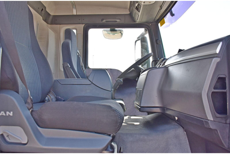 Camión volquete MAN TGS 33.360 * KIPPER 5,10 m / 6x4 * TOPZUSTAND: foto 11 Camión volquete MAN TGS 33.360 * KIPPER 5,10 m / 6x4 * TOPZUSTAND: foto 11