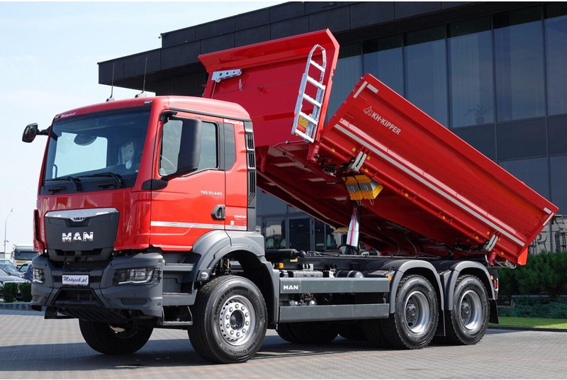 MAN TGS 33.440 / 6X4 / WYWROTKA 3 STRONNA / HYDROBURTA / BORDMATIC / - Camión volquete: foto 1 MAN TGS 33.440 / 6X4 / WYWROTKA 3 STRONNA / HYDROBURTA / BORDMATIC / - Camión volquete: foto 1