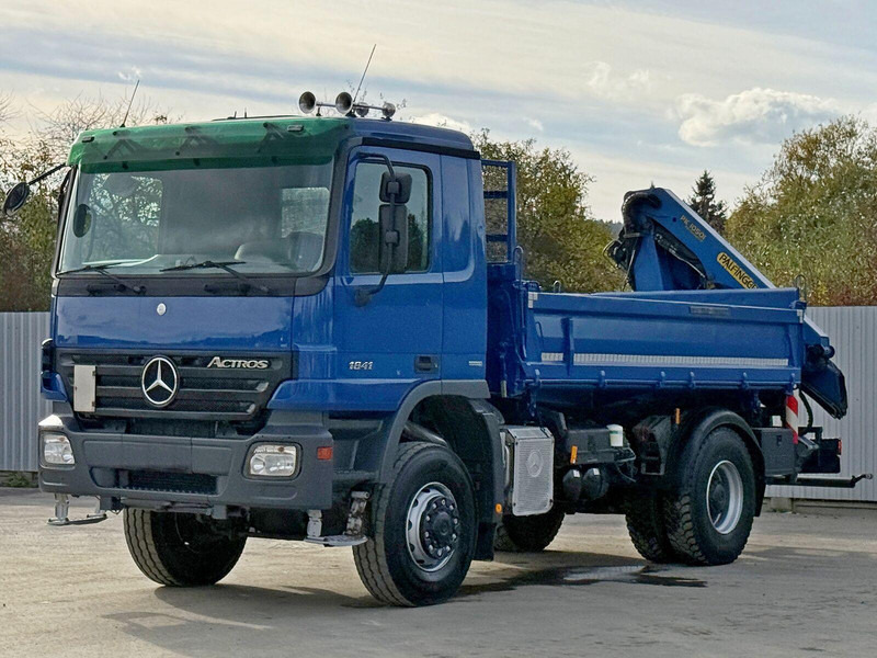 Mercedes-Benz ACTROS 1841 * PK 10501 + FUNK * TOP * 4x4 - Camión volquete, Camión grúa: foto 2 Mercedes-Benz ACTROS 1841 * PK 10501 + FUNK * TOP * 4x4 - Camión volquete, Camión grúa: foto 2