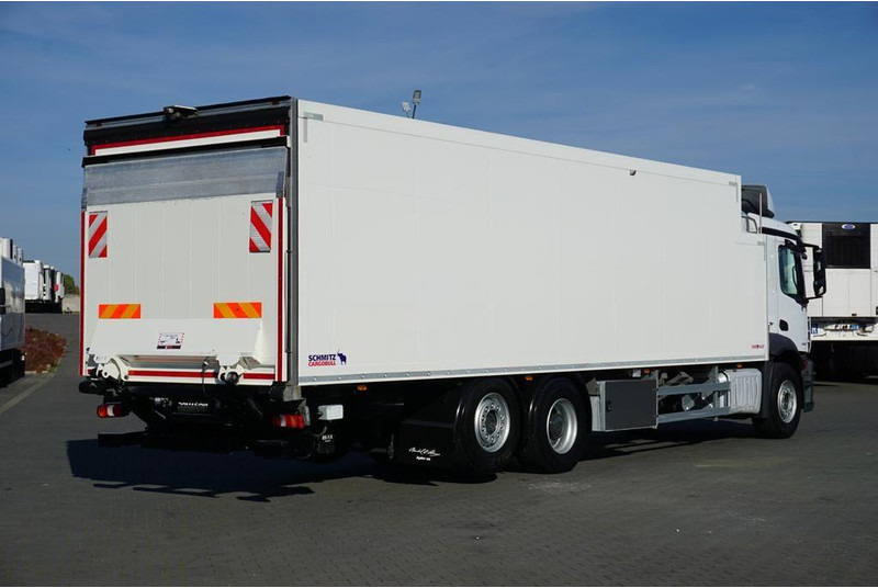 Mercedes-Benz ANTOS / 2535 / EURO 6 / CHŁODNIA + WINDA / 23 PALETY / OŚ SKRĘTN - Camión frigorífico: foto 5 Mercedes-Benz ANTOS / 2535 / EURO 6 / CHŁODNIA + WINDA / 23 PALETY / OŚ SKRĘTN - Camión frigorífico: foto 5