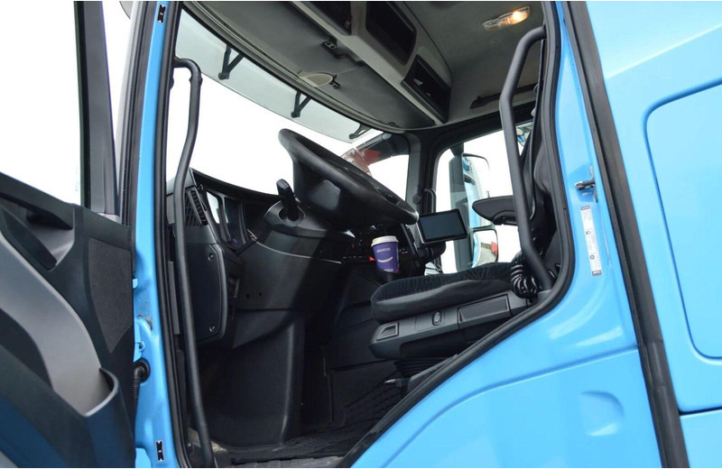 Camión frigorífico Mercedes-Benz ANTOS 2540 REFRIGERATOR + LIFT + SIDE DOOR: foto 11