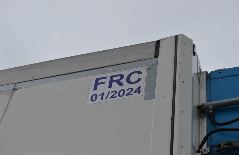 Camión frigorífico Mercedes-Benz ANTOS 2540 REFRIGERATOR + LIFT + SIDE DOOR: foto 18