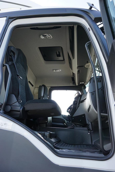 Camión chasis Mercedes-Benz ANTOS / 2545 / ACC / E 6 / BDF + WINDA / 7.15 , 7.45, 7.82 M / O: foto 8