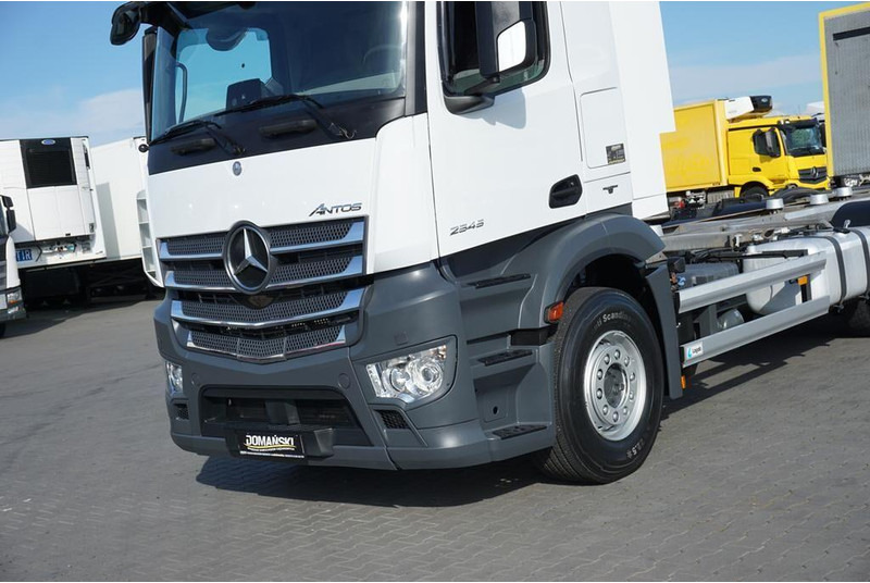Camión chasis Mercedes-Benz ANTOS / 2545 / ACC / E 6 / BDF + WINDA / 7.15 , 7.45, 7.82 M / O: foto 20