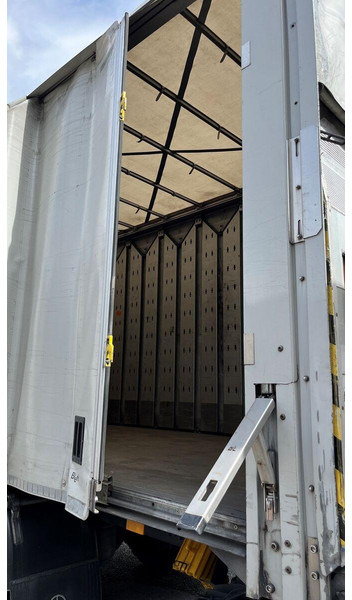 Mercedes-Benz Actros 1845 - Camión lona: foto 3 Mercedes-Benz Actros 1845 - Camión lona: foto 3