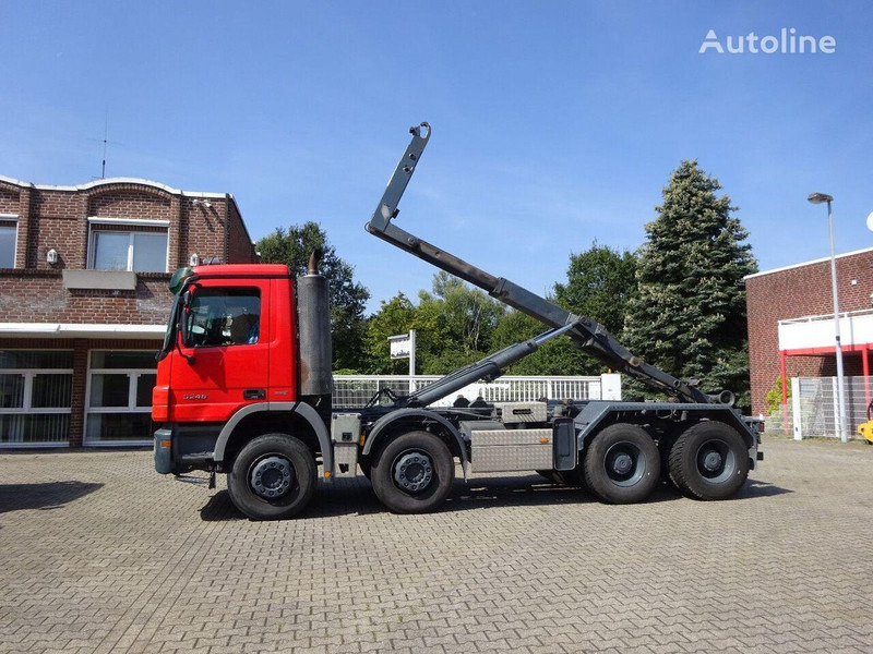 Mercedes-Benz Actros 3246 - Hook lift truck - Camión multibasculante: foto 3 Mercedes-Benz Actros 3246 - Hook lift truck - Camión multibasculante: foto 3