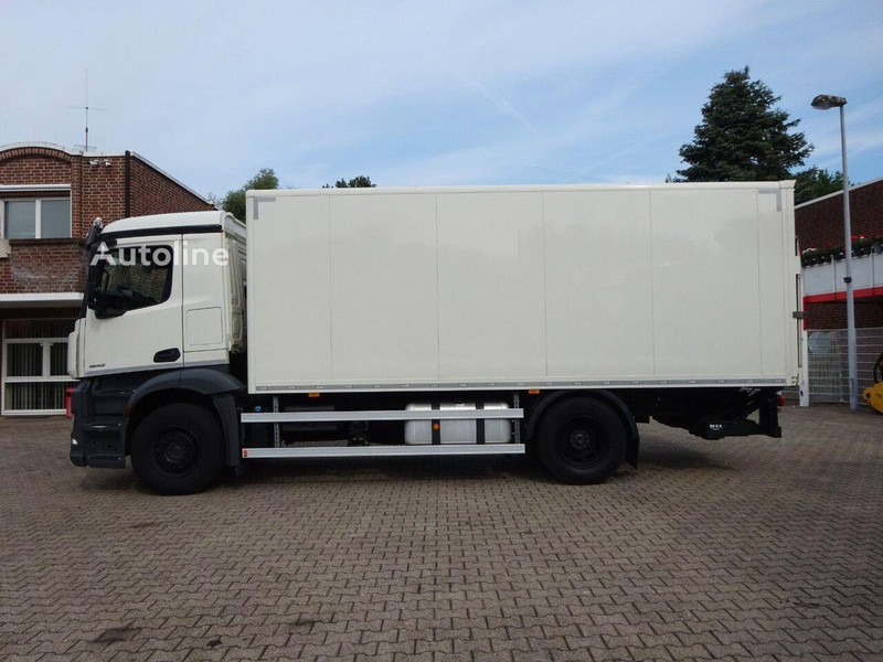 Mercedes-Benz Antos 1842 - Box truck - Camión caja cerrada: foto 3 Mercedes-Benz Antos 1842 - Box truck - Camión caja cerrada: foto 3