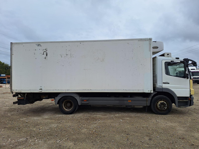 Mercedes-Benz Atego 1218 - Carrier Supra frigo + DHollandia 1500 kg LBW - Camión frigorífico: foto 4 Mercedes-Benz Atego 1218 - Carrier Supra frigo + DHollandia 1500 kg LBW - Camión frigorífico: foto 4