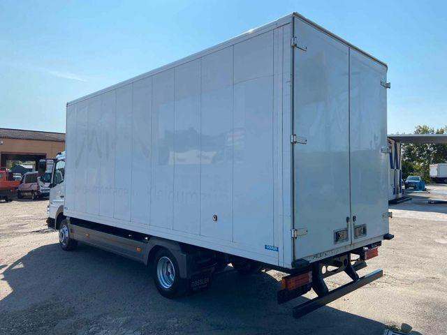 Mercedes-Benz Atego 816 - Camión caja cerrada: foto 4 Mercedes-Benz Atego 816 - Camión caja cerrada: foto 4