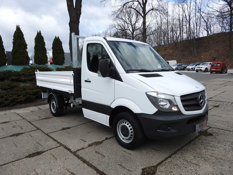 Mercedes-Benz SPRINTER 316 WYWROTKA  TRÓJSTRONNA  KLIMATYZACJA TEMPOMAT AUTOAM - Furgoneta basculante: foto 4 Mercedes-Benz SPRINTER 316 WYWROTKA  TRÓJSTRONNA  KLIMATYZACJA TEMPOMAT AUTOAM - Furgoneta basculante: foto 4