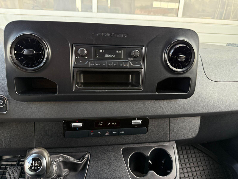 Furgoneta frigorifica Mercedes-Benz Sprinter 314 CDI Kontener 8 palet Salon PL, Jeden Właściciel: foto 12 Furgoneta frigorifica Mercedes-Benz Sprinter 314 CDI Kontener 8 palet Salon PL, Jeden Właściciel: foto 12