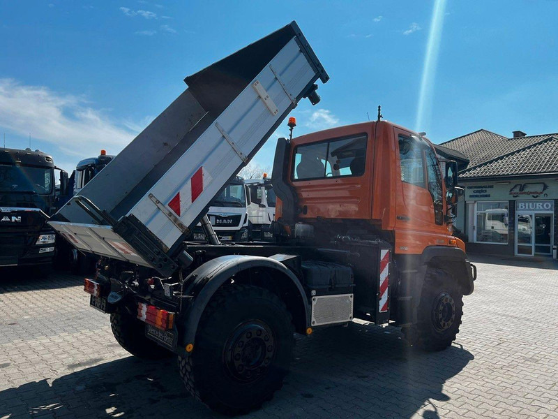 Mercedes-Benz UNIMOG U400 405/12 ZUGMASCHINE/ KIPPER - Dúmper: foto 4 Mercedes-Benz UNIMOG U400 405/12 ZUGMASCHINE/ KIPPER - Dúmper: foto 4