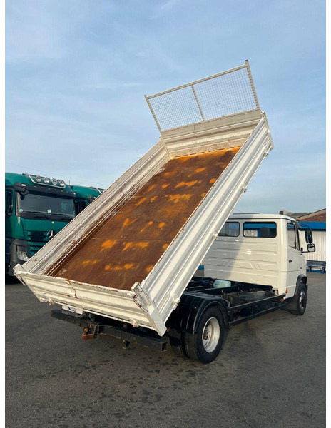 Mercedes-Benz Vario 816 816/AHK/ Blatt-Blatt /Radstand 4250mm - Camión volquete: foto 4 Mercedes-Benz Vario 816 816/AHK/ Blatt-Blatt /Radstand 4250mm - Camión volquete: foto 4