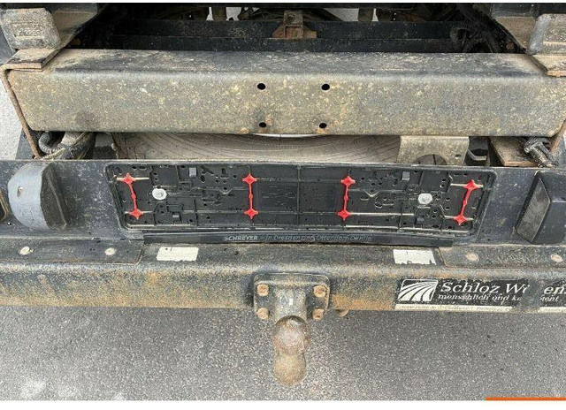 Camión volquete Mitsubishi Fuso 4x4 3 way tipper: foto 8