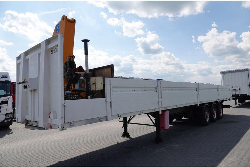 Samro NACZEPA BURTOWA / + HDS EFFER 95-3S - WYSÓW : 9 METRÓW / SPROWA - Semirremolque plataforma/ Caja abierta: foto 2 Samro NACZEPA BURTOWA / + HDS EFFER 95-3S - WYSÓW : 9 METRÓW / SPROWA - Semirremolque plataforma/ Caja abierta: foto 2