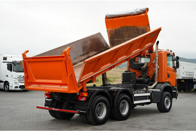 Scania G 440 / 6x6 / WYWROTKA TRZY-STRONNA / 2X HYDROBURTA / BOARDMATIC - Camión volquete: foto 5 Scania G 440 / 6x6 / WYWROTKA TRZY-STRONNA / 2X HYDROBURTA / BOARDMATIC - Camión volquete: foto 5