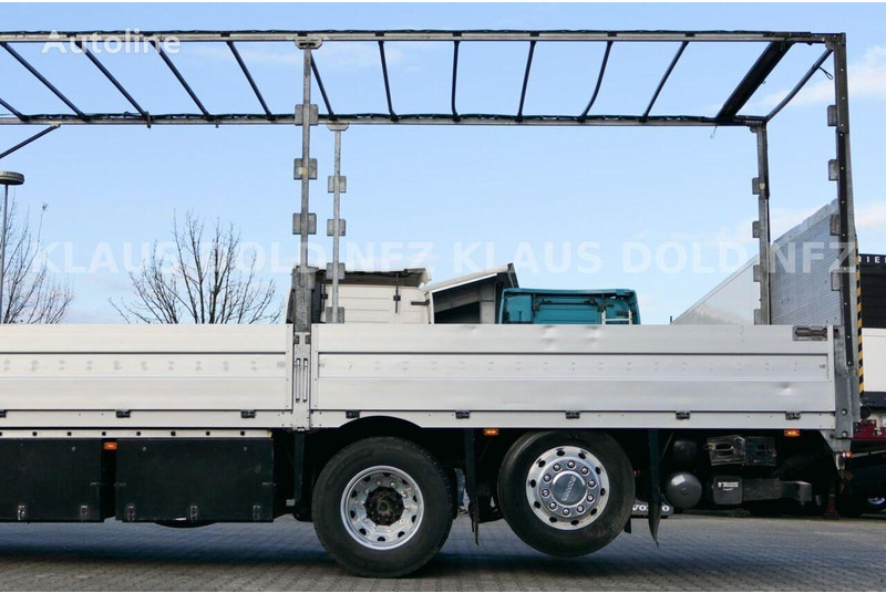 Camión caja abierta Scania R 580 6x2 Flatbed + Tail lift: foto 12 Camión caja abierta Scania R 580 6x2 Flatbed + Tail lift: foto 12