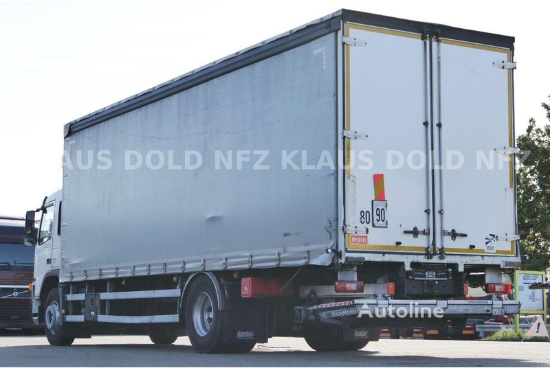 Volvo FM 300 - Curtian side truck - Camión lona: foto 4 Volvo FM 300 - Curtian side truck - Camión lona: foto 4