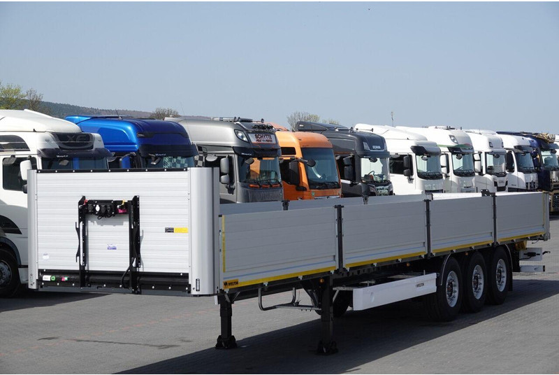 Wielton - Semirremolque plataforma/ Caja abierta: foto 2 Wielton - Semirremolque plataforma/ Caja abierta: foto 2