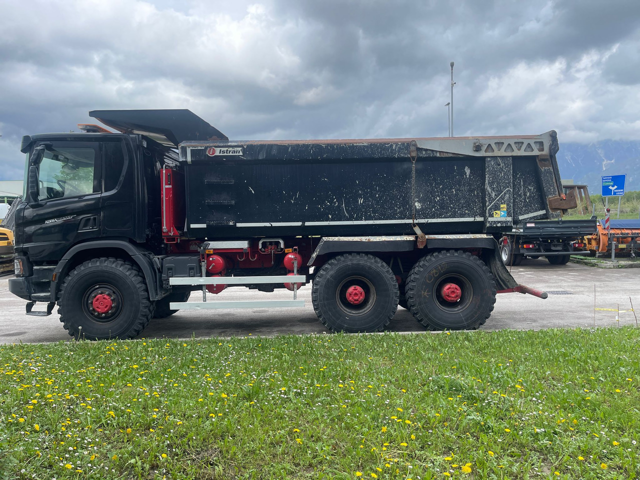 SCANIA P450 XT - Camión volquete: foto 4 SCANIA P450 XT - Camión volquete: foto 4
