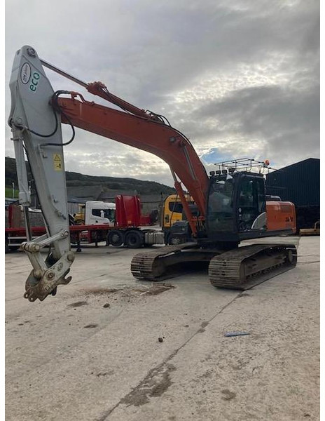 Excavadora Hitachi ZX250LC: foto 6 Excavadora Hitachi ZX250LC: foto 6