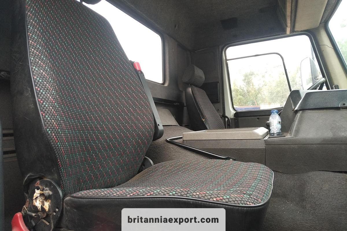 Camión volquete VOLVO FL7 260 Intercooler 6X2 Tipper – 26 Ton | 8 Tyres | Export Ready: foto 15