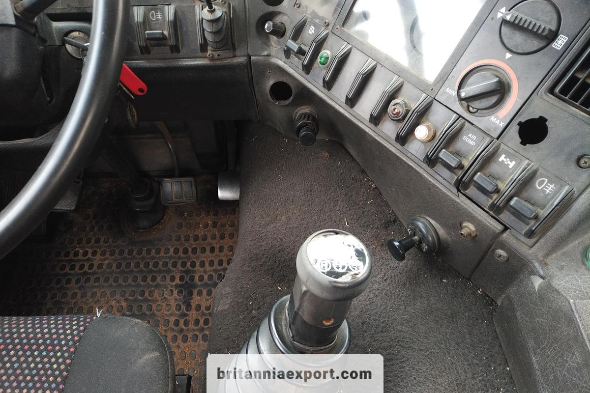 Camión volquete VOLVO FL7 260 Intercooler 6X2 Tipper – 26 Ton | 8 Tyres | Export Ready: foto 12