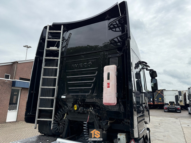 Iveco AS 460 Mega EURO 6 - AUTOMATIC - 2 TANKS - HEBESATTEL/HEFSCHOTEL/LIFTING FIFTH WHEEL - Cabeza tractora: foto 4 Iveco AS 460 Mega EURO 6 - AUTOMATIC - 2 TANKS - HEBESATTEL/HEFSCHOTEL/LIFTING FIFTH WHEEL - Cabeza tractora: foto 4