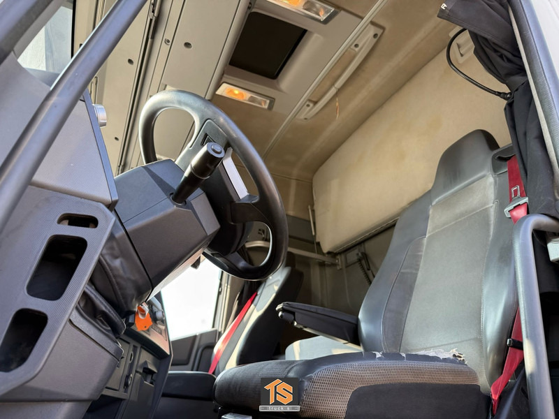 Renault T 460 HYDRAULIEK - BELGIUM TOP TRUCK - TUV 6/25 - Cabeza tractora: foto 4 Renault T 460 HYDRAULIEK - BELGIUM TOP TRUCK - TUV 6/25 - Cabeza tractora: foto 4
