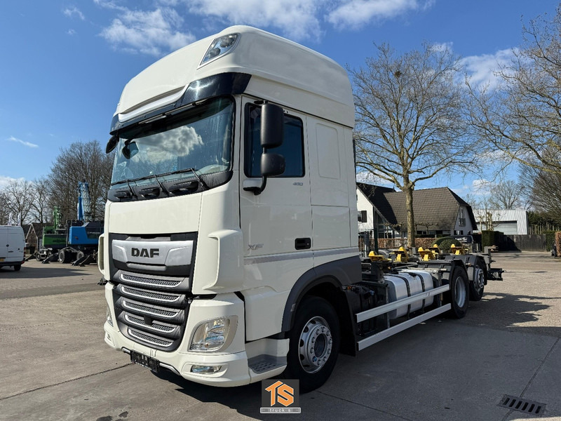 DAF XF 480 FAN SSC - RETARDER - BDF - KLIMA - GERMAN TRUCK - TOP! - Camión portacontenedore/ Intercambiable: foto 1 DAF XF 480 FAN SSC - RETARDER - BDF - KLIMA - GERMAN TRUCK - TOP! - Camión portacontenedore/ Intercambiable: foto 1