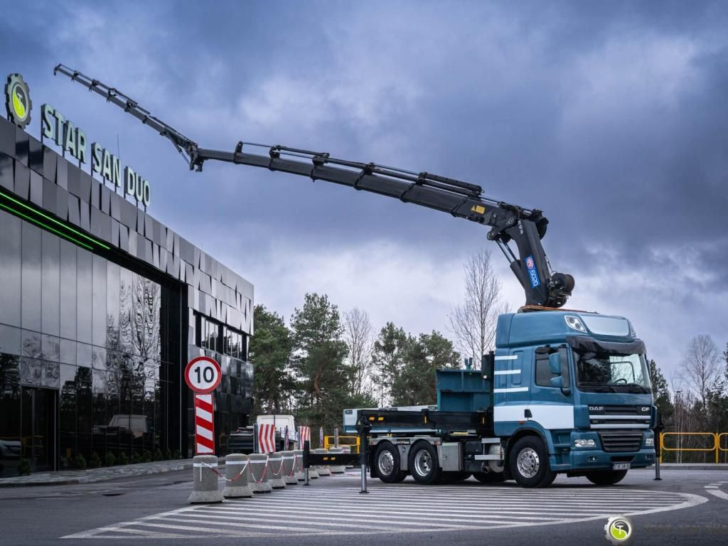 DAF CF 460 6x2 HMF 6020 HDS Crane Fly Jib 5th DAF CF 460 6x2 HMF 6020 HDS Crane Fly Jib 5th - Cabeza tractora: foto 1 DAF CF 460 6x2 HMF 6020 HDS Crane Fly Jib 5th DAF CF 460 6x2 HMF 6020 HDS Crane Fly Jib 5th - Cabeza tractora: foto 1