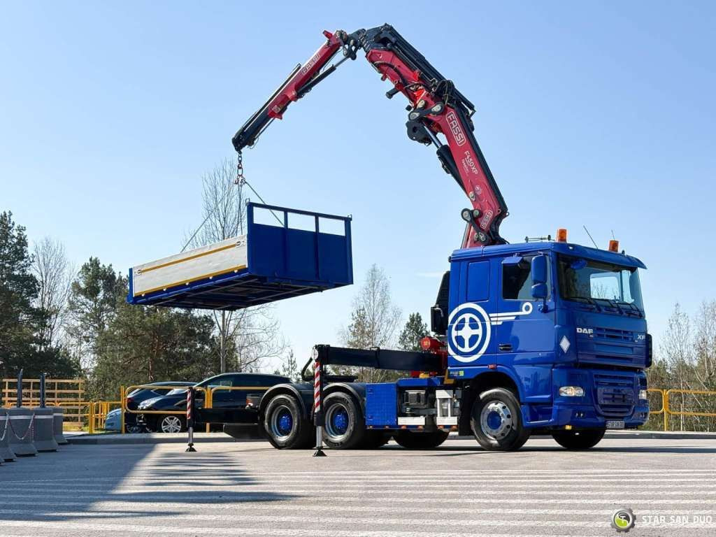 DAF XF 105.510 6x4 FASSI 450 FLY JIB Winch 5th - Cabeza tractora: foto 4 DAF XF 105.510 6x4 FASSI 450 FLY JIB Winch 5th - Cabeza tractora: foto 4