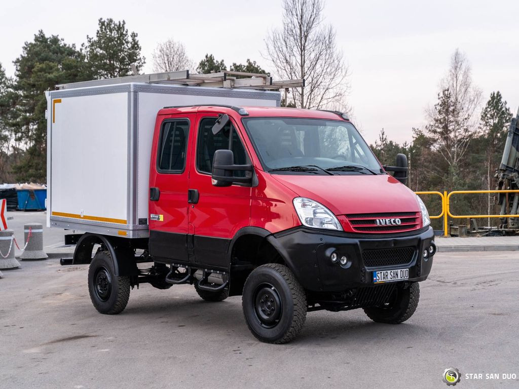 Iveco DAILLY 4x4 CAMPER EXPEDITION DOKA - Furgoneta caja cerrada, Furgoneta combi: foto 2 Iveco DAILLY 4x4 CAMPER EXPEDITION DOKA - Furgoneta caja cerrada, Furgoneta combi: foto 2