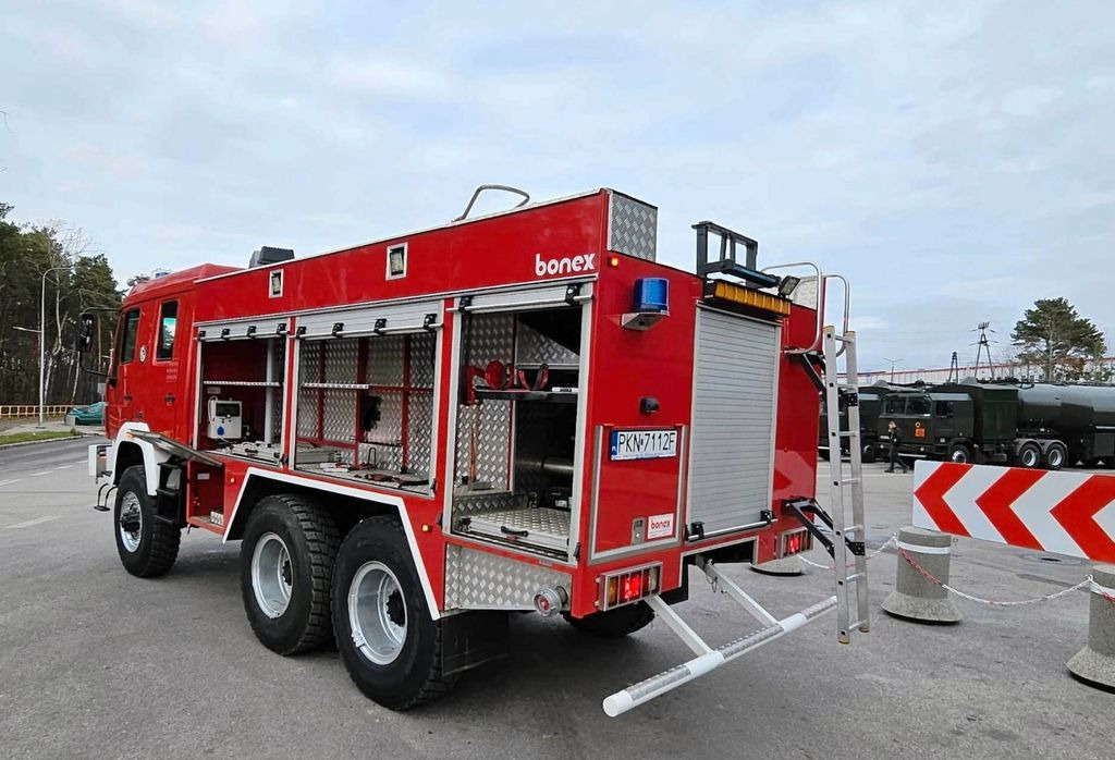 MAN 6x6 STAR Firetruck Feuerwehr - Camión de bomberos: foto 5 MAN 6x6 STAR Firetruck Feuerwehr - Camión de bomberos: foto 5