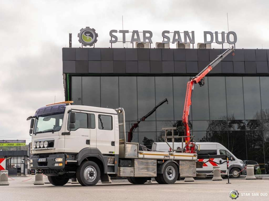 MAN  TGM 13.290 4x4 FASSI F40B22 Crane Camper DOKA - Camión grúa: foto 4 MAN  TGM 13.290 4x4 FASSI F40B22 Crane Camper DOKA - Camión grúa: foto 4