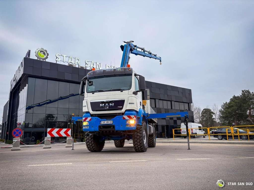 MAN TGS 18.440 4x4 HIAB 166 E-4 CRANE KRAN MAN TGS 18.440 4x4 HIAB 166 E-4 CRANE KRAN - Camión grúa, Camión caja abierta: foto 3 MAN TGS 18.440 4x4 HIAB 166 E-4 CRANE KRAN MAN TGS 18.440 4x4 HIAB 166 E-4 CRANE KRAN - Camión grúa, Camión caja abierta: foto 3