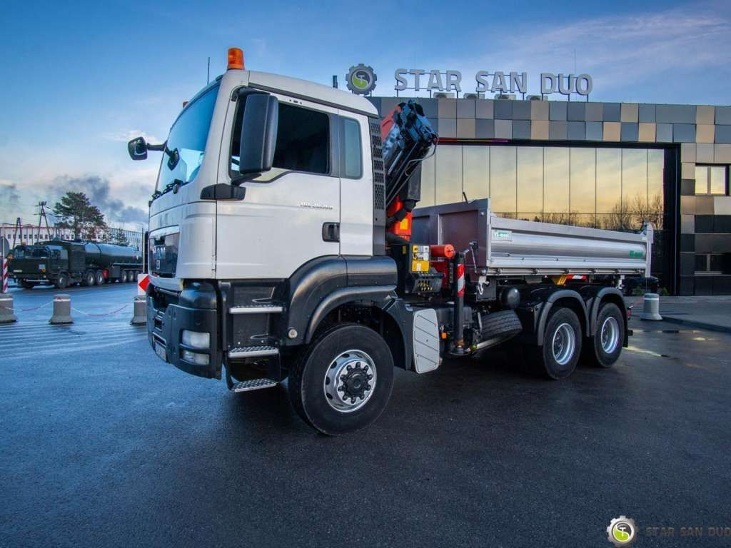 MAN TGS 26.360 6x6 PALFINGER PK 18001 EH Crane Kipe - Camión volquete: foto 2 MAN TGS 26.360 6x6 PALFINGER PK 18001 EH Crane Kipe - Camión volquete: foto 2