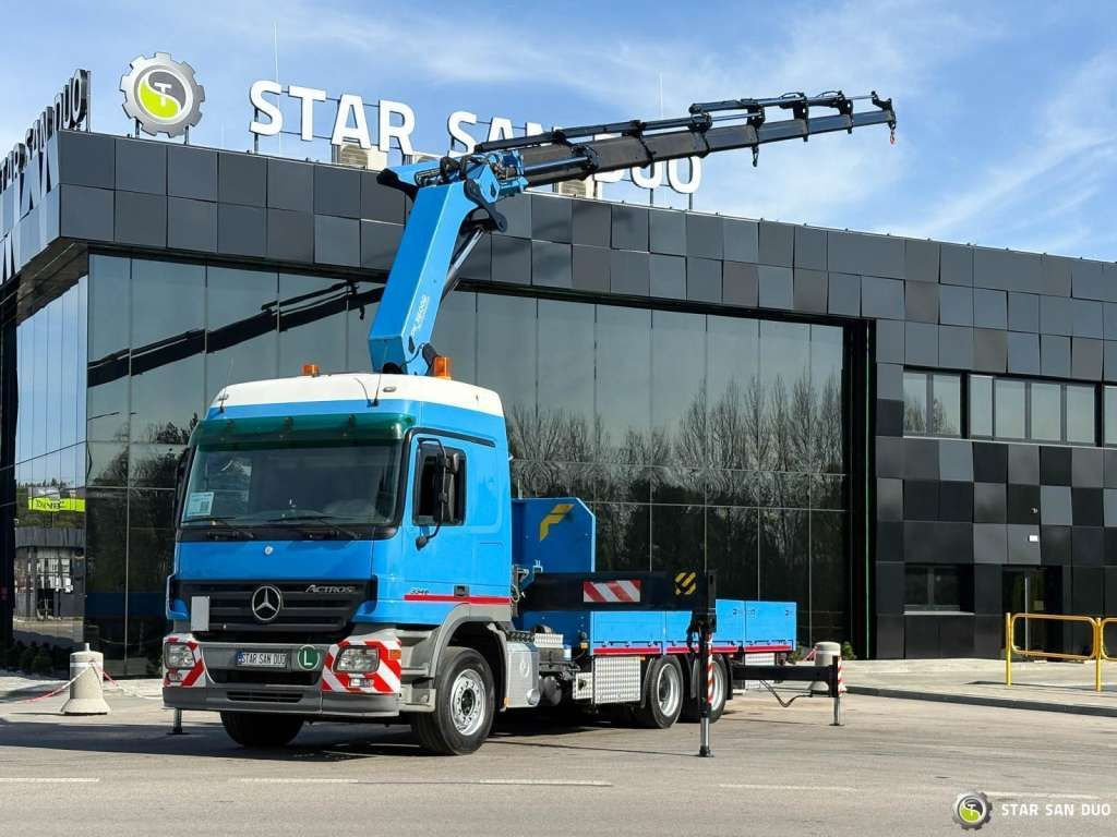 Mercedes-Benz ACTROS 2646L 6x4 PALFINGER 36002 Euro 5 Winch - Camión grúa: foto 3 Mercedes-Benz ACTROS 2646L 6x4 PALFINGER 36002 Euro 5 Winch - Camión grúa: foto 3
