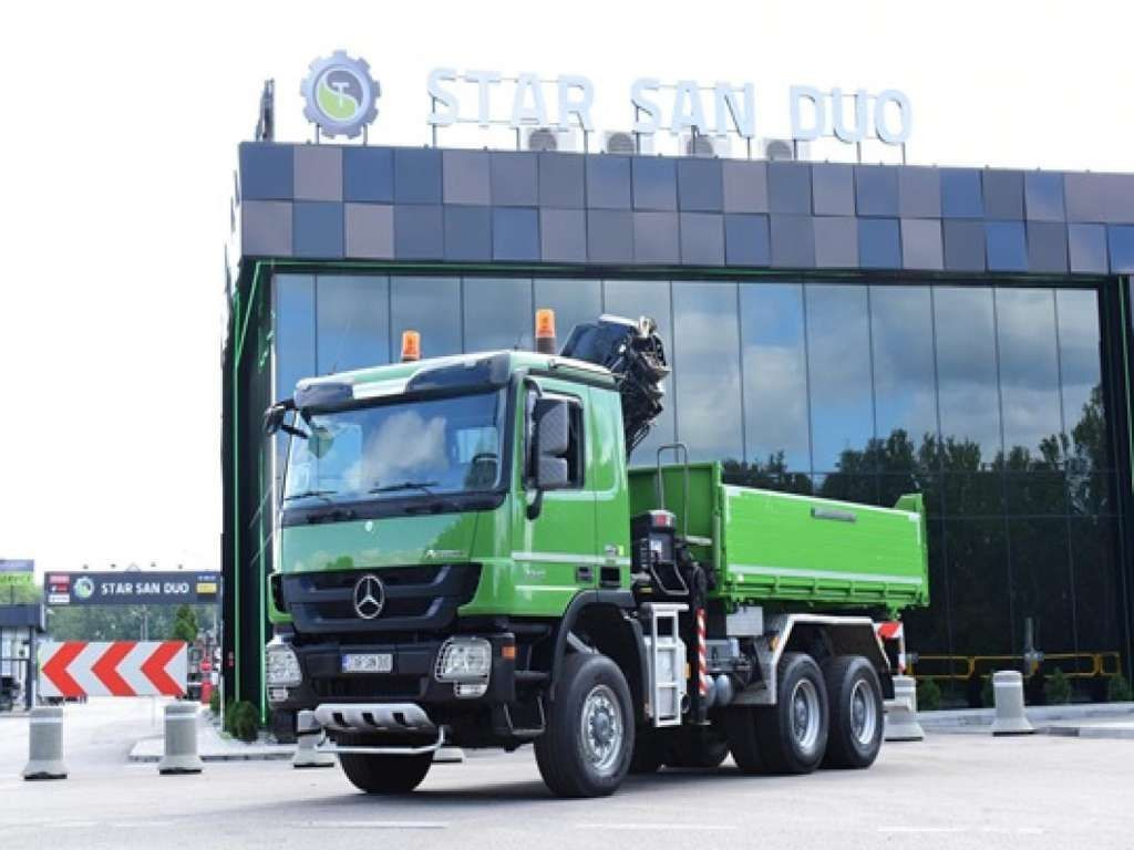 Mercedes-Benz ACTROS 3346 6x6 HIAB 244EP-4 Crane Kipper - Camión grúa: foto 3 Mercedes-Benz ACTROS 3346 6x6 HIAB 244EP-4 Crane Kipper - Camión grúa: foto 3