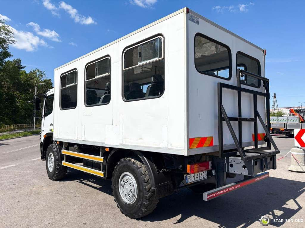 Mercedes-Benz ATEGO 1326 4x4 Double Cab Camper BUS - Camión chasis: foto 4 Mercedes-Benz ATEGO 1326 4x4 Double Cab Camper BUS - Camión chasis: foto 4