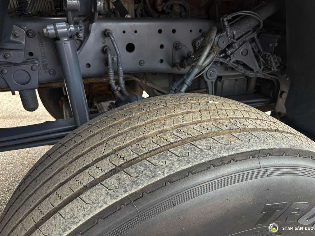 Camión volquete Mercedes-Benz  Actros 1841 AK 4x4 Hiab 288E-7 Crane Kipper: foto 25