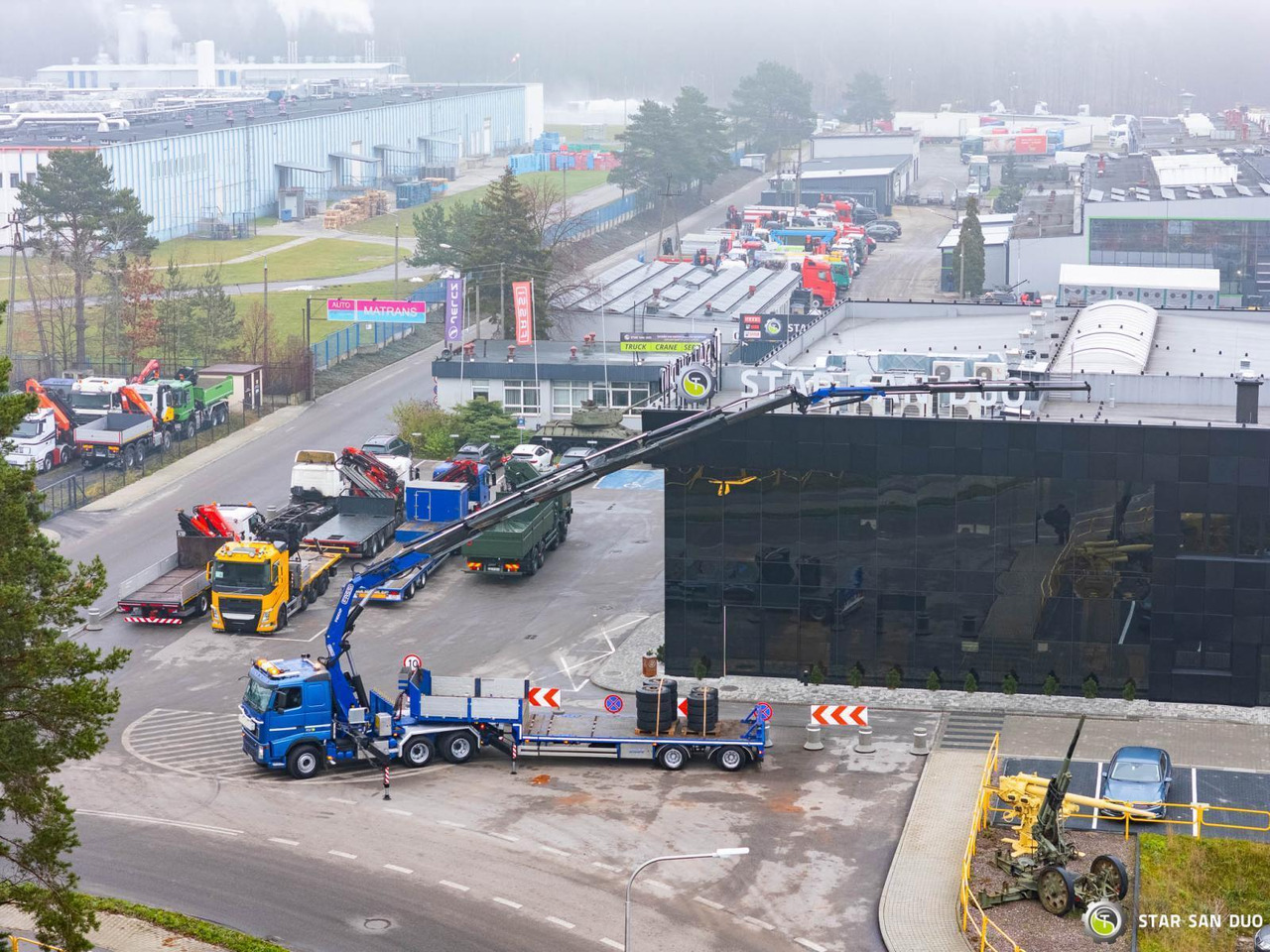 - Camión grúa: foto 4 - Camión grúa: foto 4