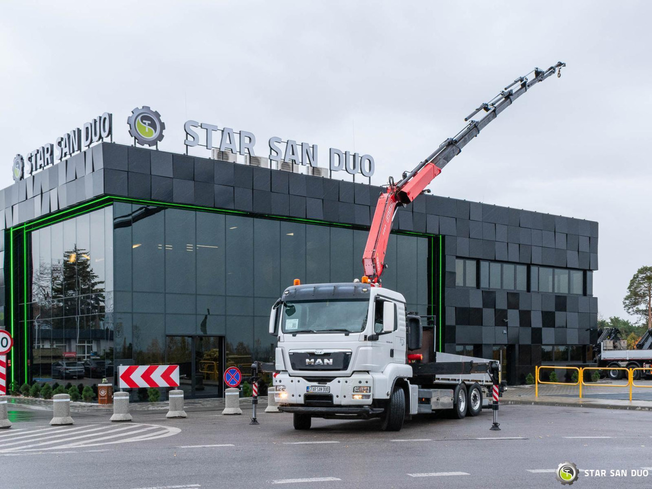 - Camión grúa: foto 1 - Camión grúa: foto 1