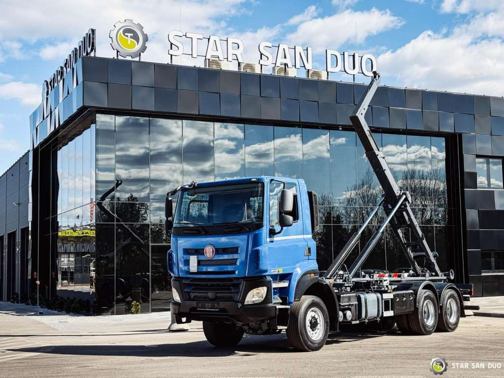 Tatra T158 PHOENIX 6x6 Euro 6 - Camión chasis: foto 1 Tatra T158 PHOENIX 6x6 Euro 6 - Camión chasis: foto 1