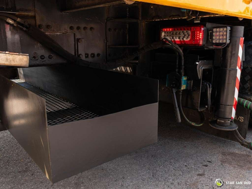 Camión grúa Volvo  FH 540 8x4 HMF 6020 Fly Jib Winch: foto 25