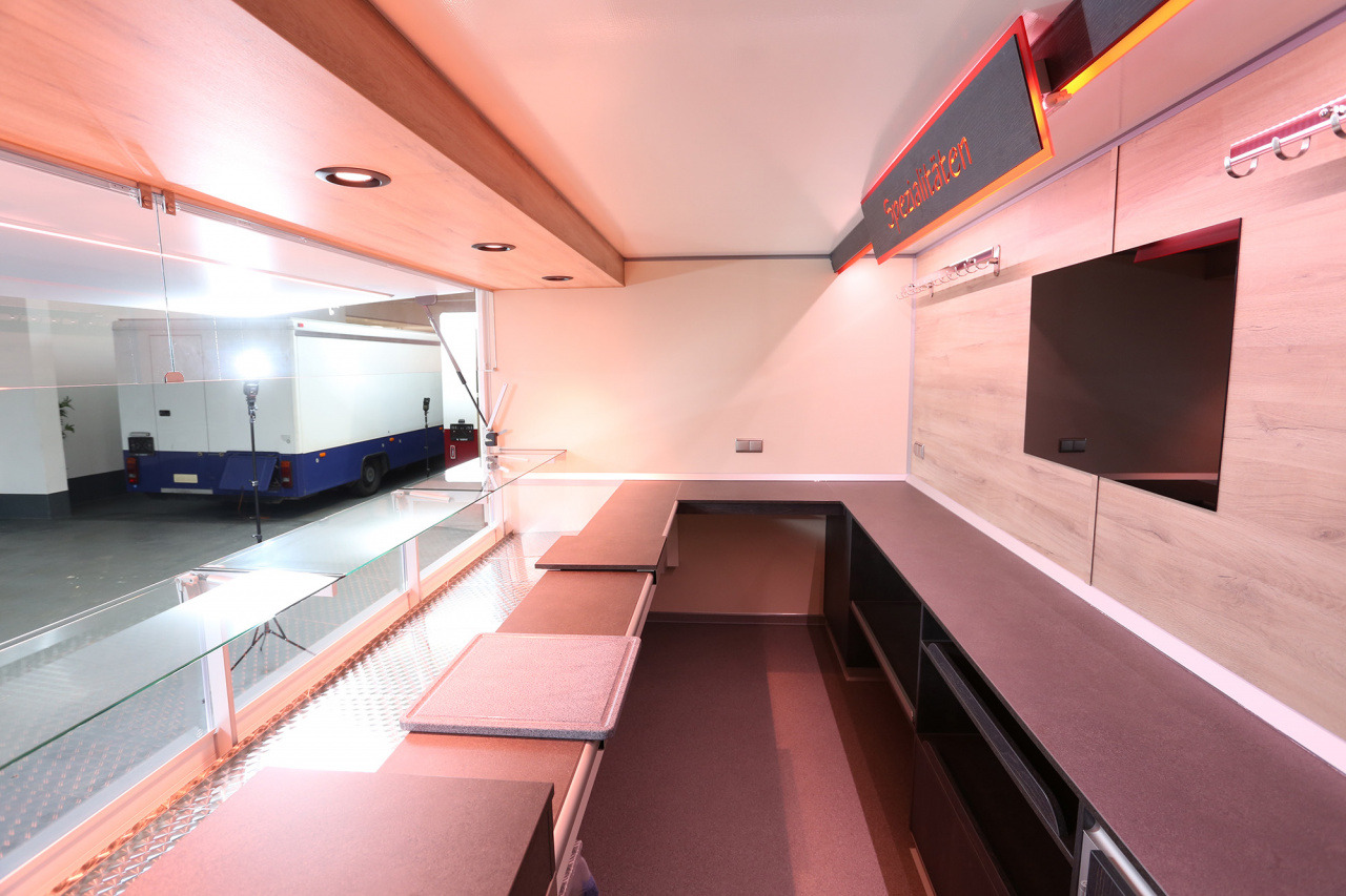 Verkaufsanhänger BORCO HÖHNS - Remolque venta ambulante: foto 3 Verkaufsanhänger BORCO HÖHNS - Remolque venta ambulante: foto 3